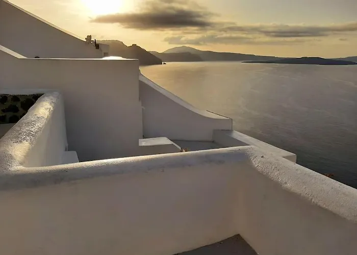 Magic View Canava Oia (Santorini)