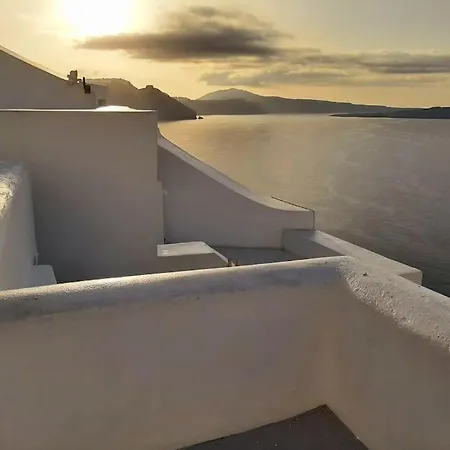 Magic View Canava Oia (Santorini)