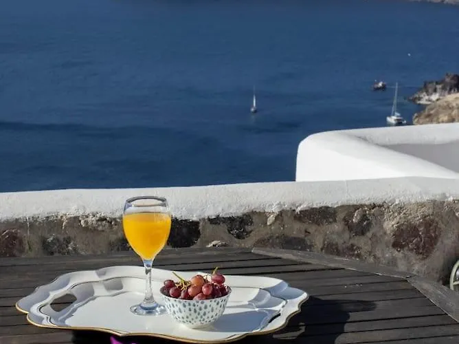 Magic View Canava Oia